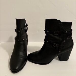 Saks Fifth Avenue Womens Black Pebbled Leather Studded Moto Ankle Boots Size 10‎